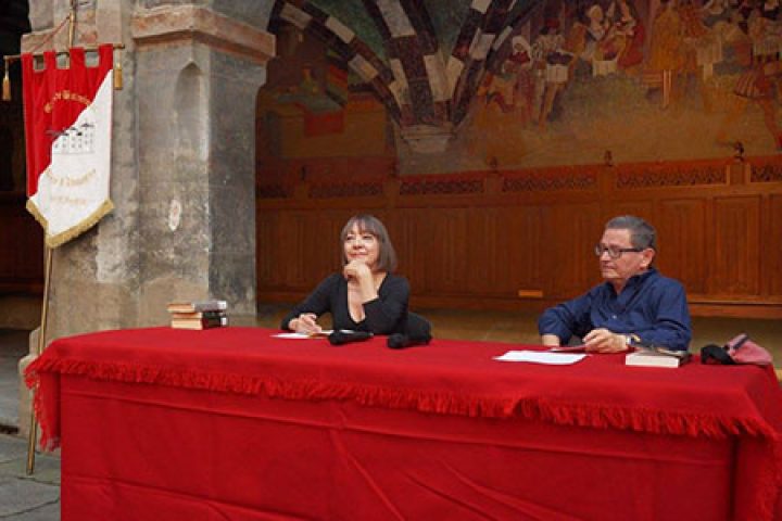 Castello-di-Issogne-La-Place-AO-Ago-2015_5.jpg
