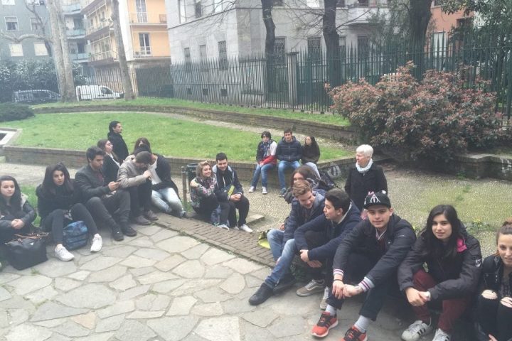 Incontro-con-gli-studenti-Basilica-di-S.-Celso-Milano-Mar-2017.jpg