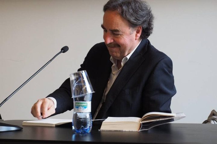 Mondadori-Megastore-Milano-Apr-2016_7.jpg