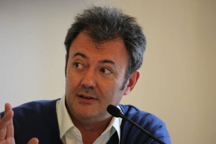 Mondadori-Megastore-Milano-Mag-2013_4.jpg