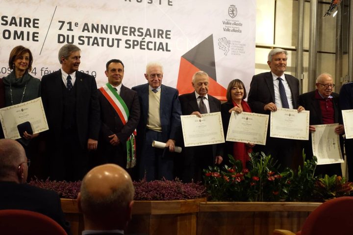 Onorificenza-Amis-de-la-Valée-d_Aoste-Aosta-Feb-2019_3.jpg